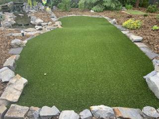 Putting Greens & Synthetic Turf