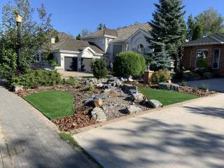 Putting Greens & Synthetic Turf