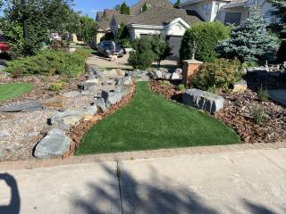 Putting Greens & Synthetic Turf